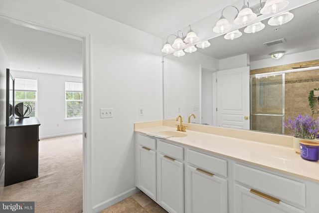 14842 MASON CREEK CIR, Woodbridge, VA 22191