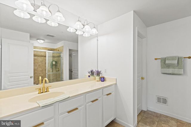 14842 MASON CREEK CIR, Woodbridge, VA 22191