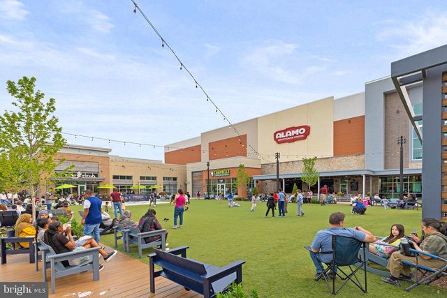 14842 MASON CREEK CIR, Woodbridge, VA 22191