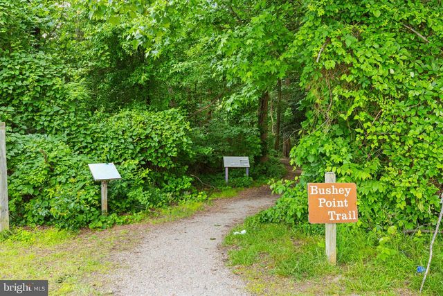 14842 MASON CREEK CIR, Woodbridge, VA 22191