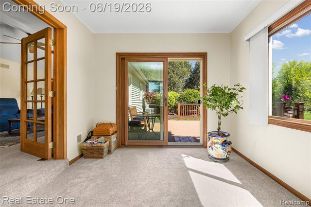 25550 Wixom Road, Novi, MI 48374