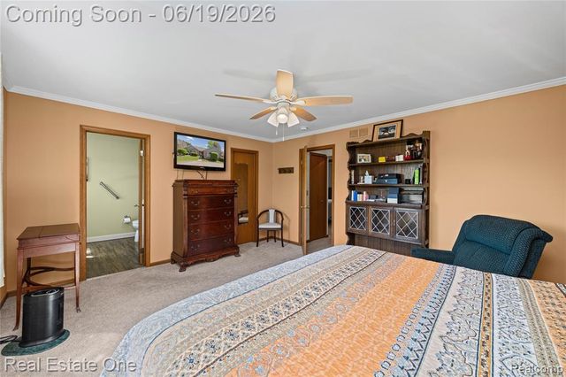 25550 Wixom Road, Novi, MI 48374