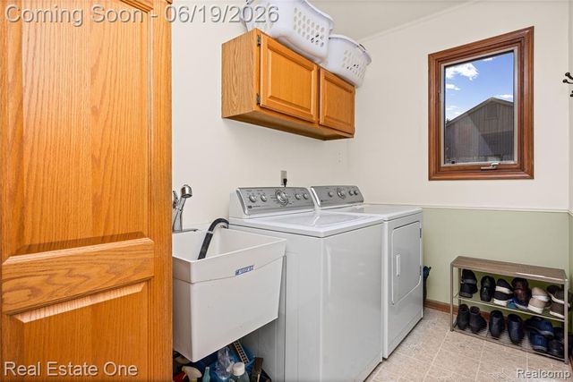 25550 Wixom Road, Novi, MI 48374