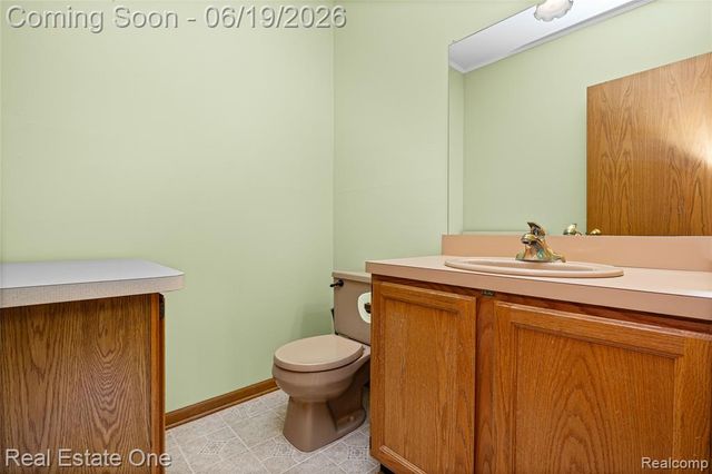 25550 Wixom Road, Novi, MI 48374