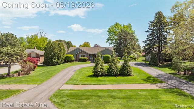 25550 Wixom Road, Novi, MI 48374
