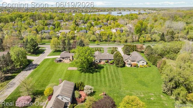 25550 Wixom Road, Novi, MI 48374