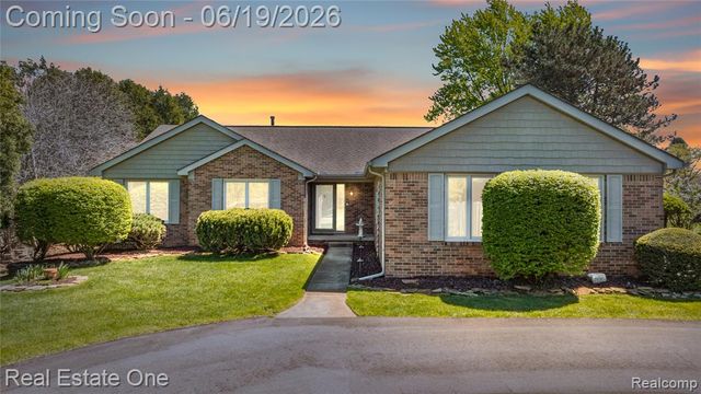 25550 Wixom Road, Novi, MI 48374