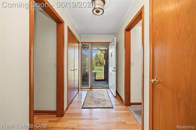 25550 Wixom Road, Novi, MI 48374
