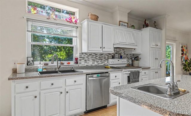 394 Sunset Echo Road, Union, MO 63084