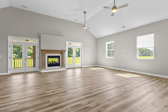 283 Lawnes Neck DR, Smithfield, VA 23430