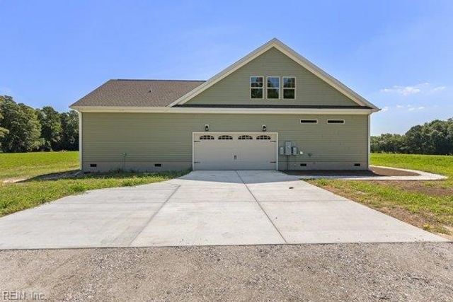 283 Lawnes Neck DR, Smithfield, VA 23430