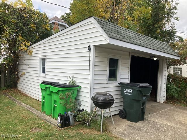 4902 E 109th Street, Garfield Heights, OH 44125