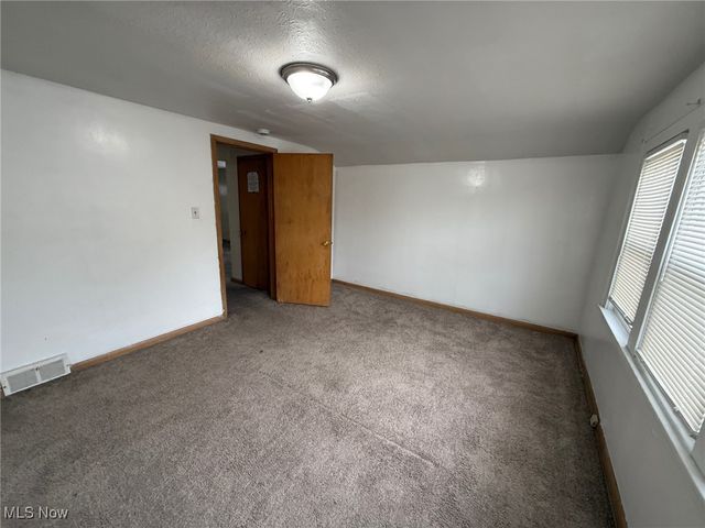 4902 E 109th Street, Garfield Heights, OH 44125