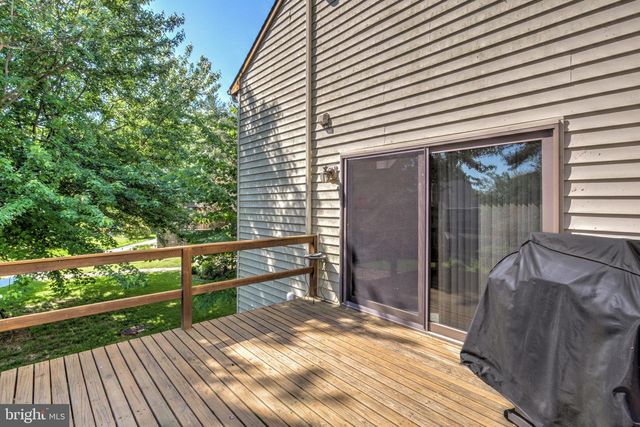 450 STONEGATE CT, Millersville, PA 17551