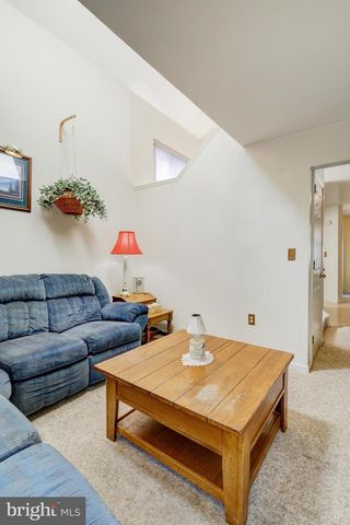 450 STONEGATE CT, Millersville, PA 17551