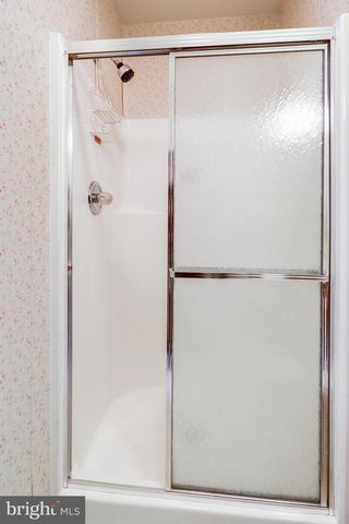 450 STONEGATE CT, Millersville, PA 17551