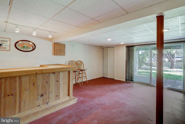 450 STONEGATE CT, Millersville, PA 17551
