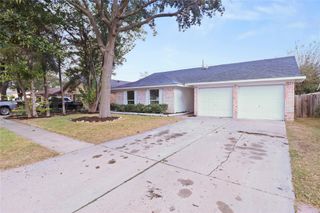 10614 Mackenzie Drive, Houston, TX 77086