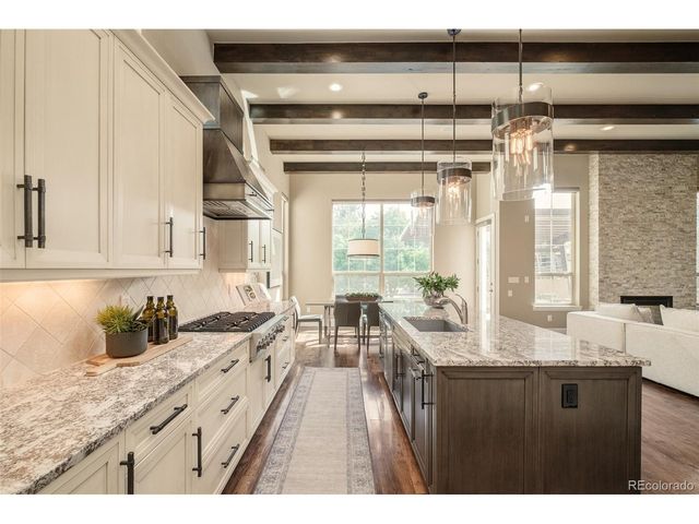 7056 E Lake Cir, Centennial, CO 80111