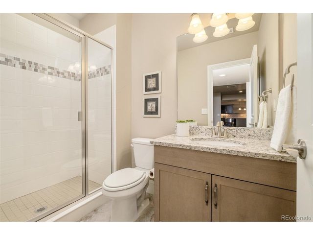 7056 E Lake Cir, Centennial, CO 80111