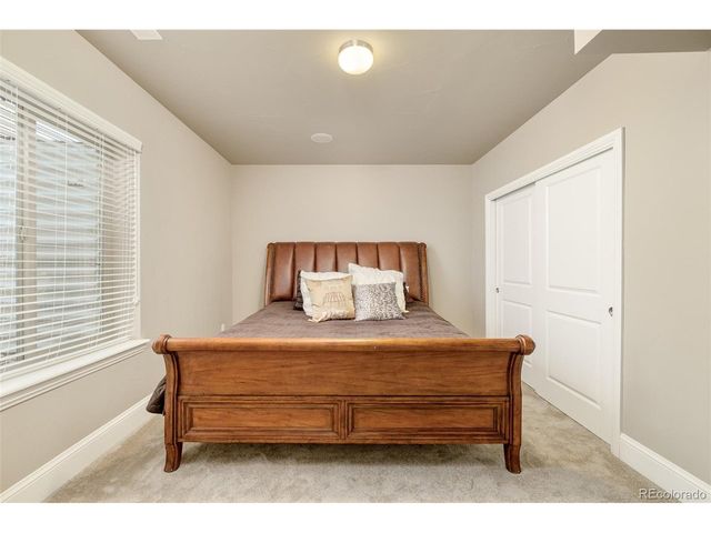 7056 E Lake Cir, Centennial, CO 80111