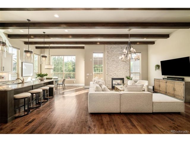 7056 E Lake Cir, Centennial, CO 80111