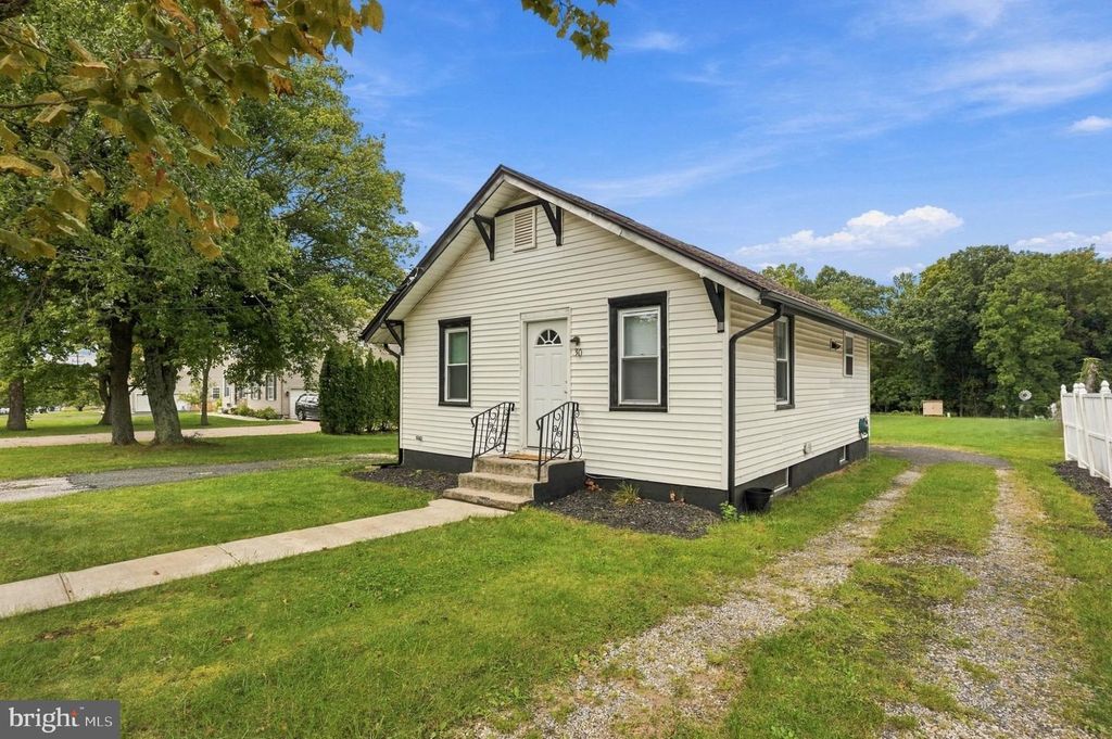 30 HIGH ST, Mullica Hill, NJ 08062 — exterior
