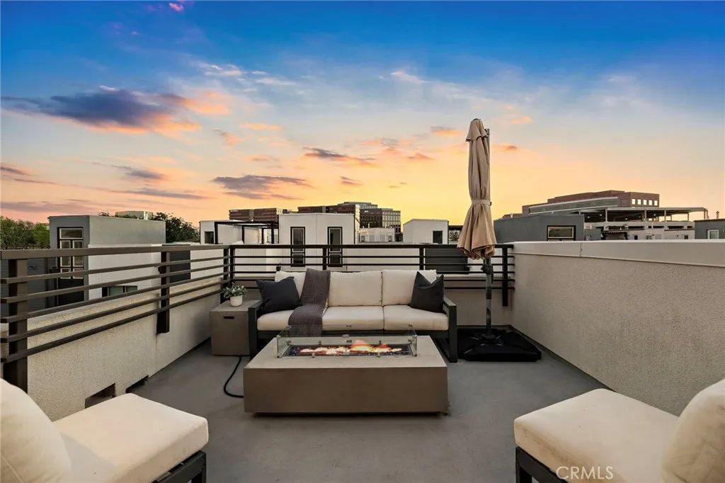 162 Placemark, Irvine, CA 92614