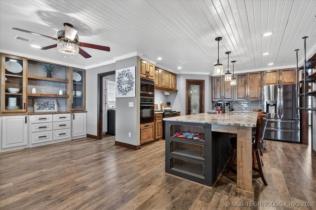 650 NE Bison Road, Bartlesville, OK 74006