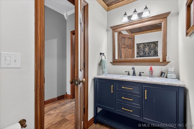 650 NE Bison Road, Bartlesville, OK 74006