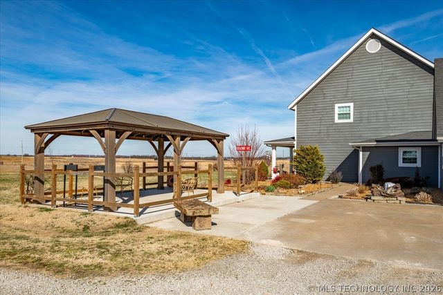 650 NE Bison Road, Bartlesville, OK 74006