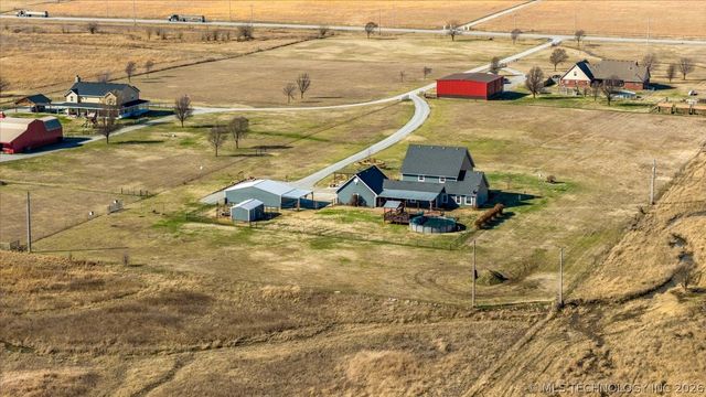 650 NE Bison Road, Bartlesville, OK 74006