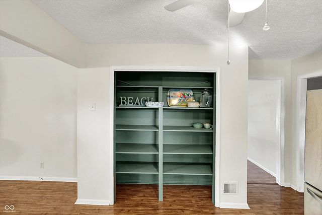 1331 Echo Bend Street, Greenwood, IN 46142