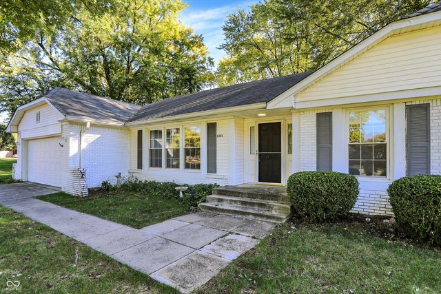 1331 Echo Bend Street, Greenwood, IN 46142