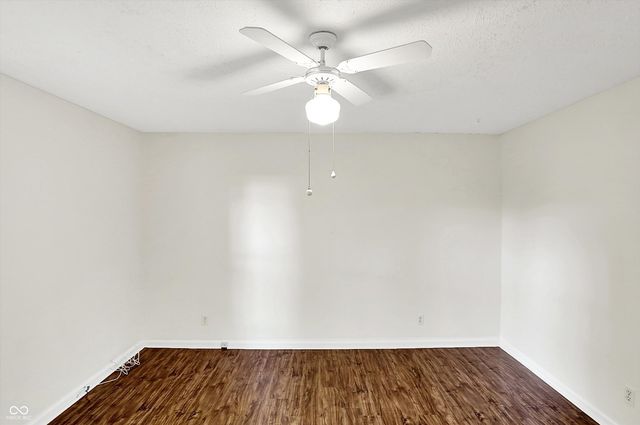 1331 Echo Bend Street, Greenwood, IN 46142