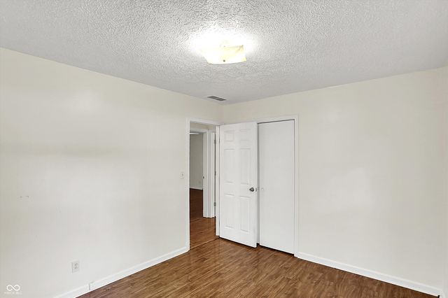 1331 Echo Bend Street, Greenwood, IN 46142