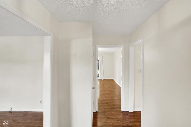 1331 Echo Bend Street, Greenwood, IN 46142
