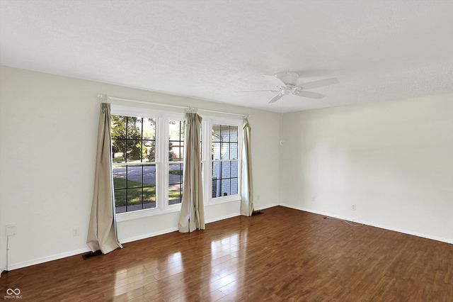 1331 Echo Bend Street, Greenwood, IN 46142