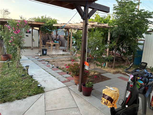 38983 Deer Run Road, Palmdale, CA 93551