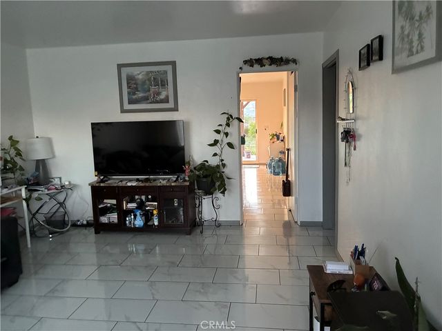 38983 Deer Run Road, Palmdale, CA 93551