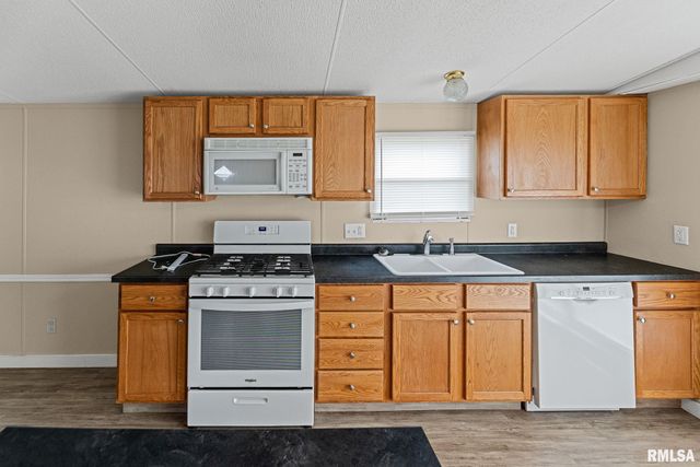 5219 US Hwy 50 Avenue, Salem, IL 62881