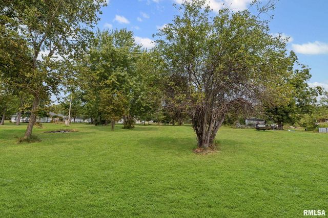 5219 US Hwy 50 Avenue, Salem, IL 62881