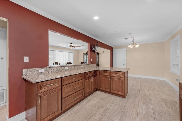 111 NW Sotir Street, Fort Walton Beach, FL 32548