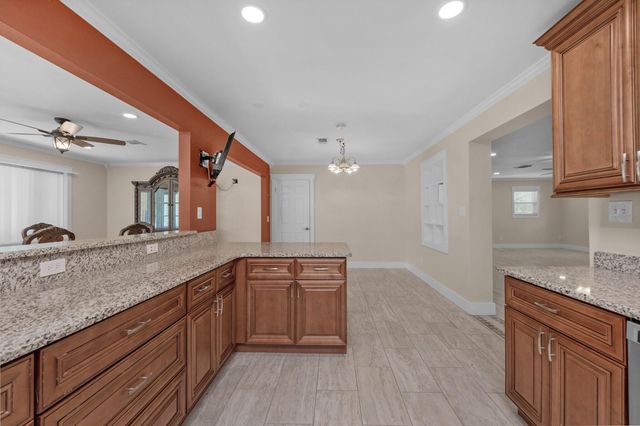 111 NW Sotir Street, Fort Walton Beach, FL 32548