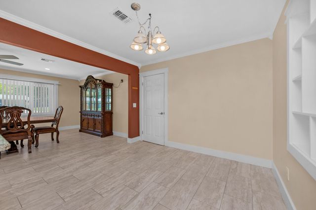 111 NW Sotir Street, Fort Walton Beach, FL 32548