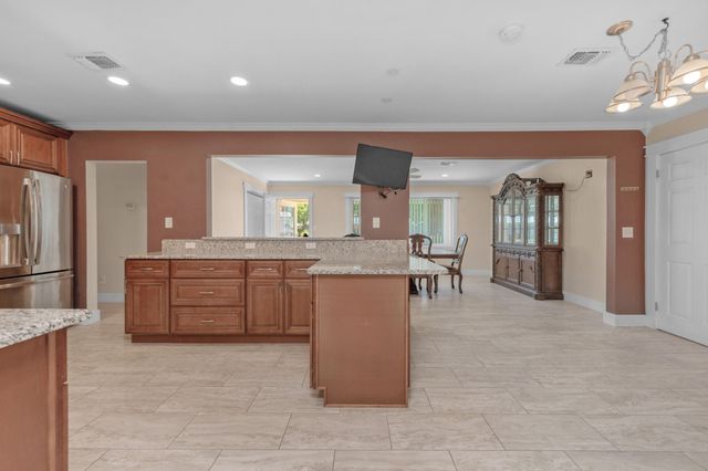 111 NW Sotir Street, Fort Walton Beach, FL 32548
