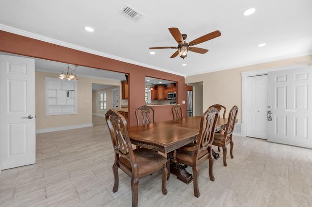 111 NW Sotir Street, Fort Walton Beach, FL 32548