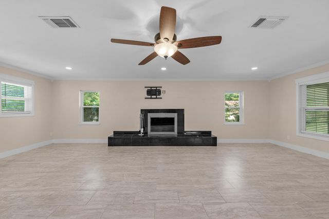 111 NW Sotir Street, Fort Walton Beach, FL 32548
