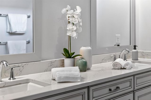 8122 REDONDA LOOP, Lakewood Ranch, FL 34202