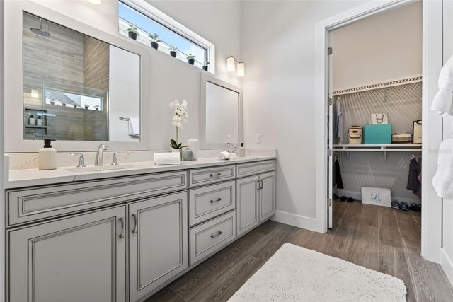 8122 REDONDA LOOP, Lakewood Ranch, FL 34202